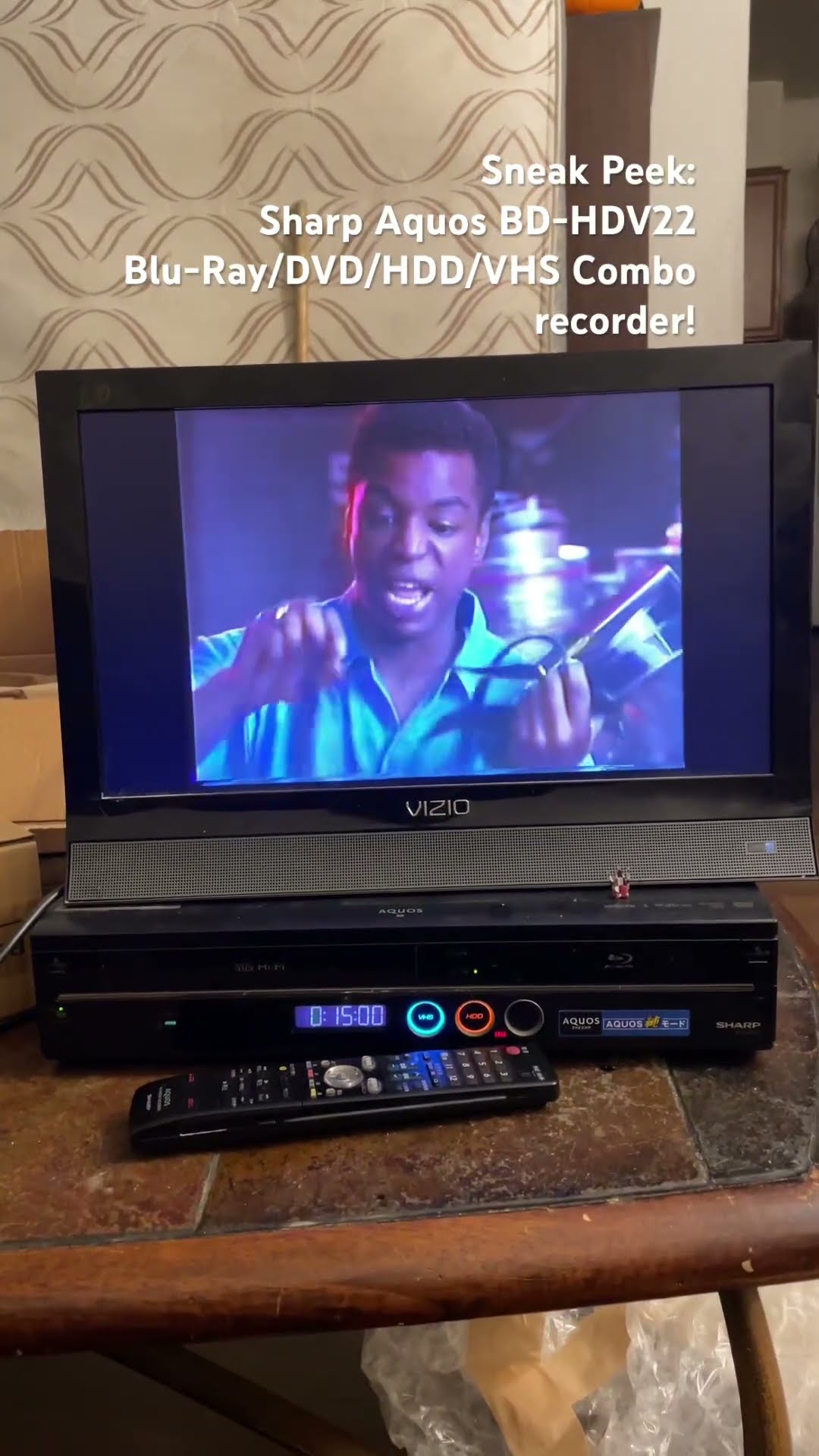 Sneak Peek: The ULTIMATE combo recorder - Sharp Aquos BD
