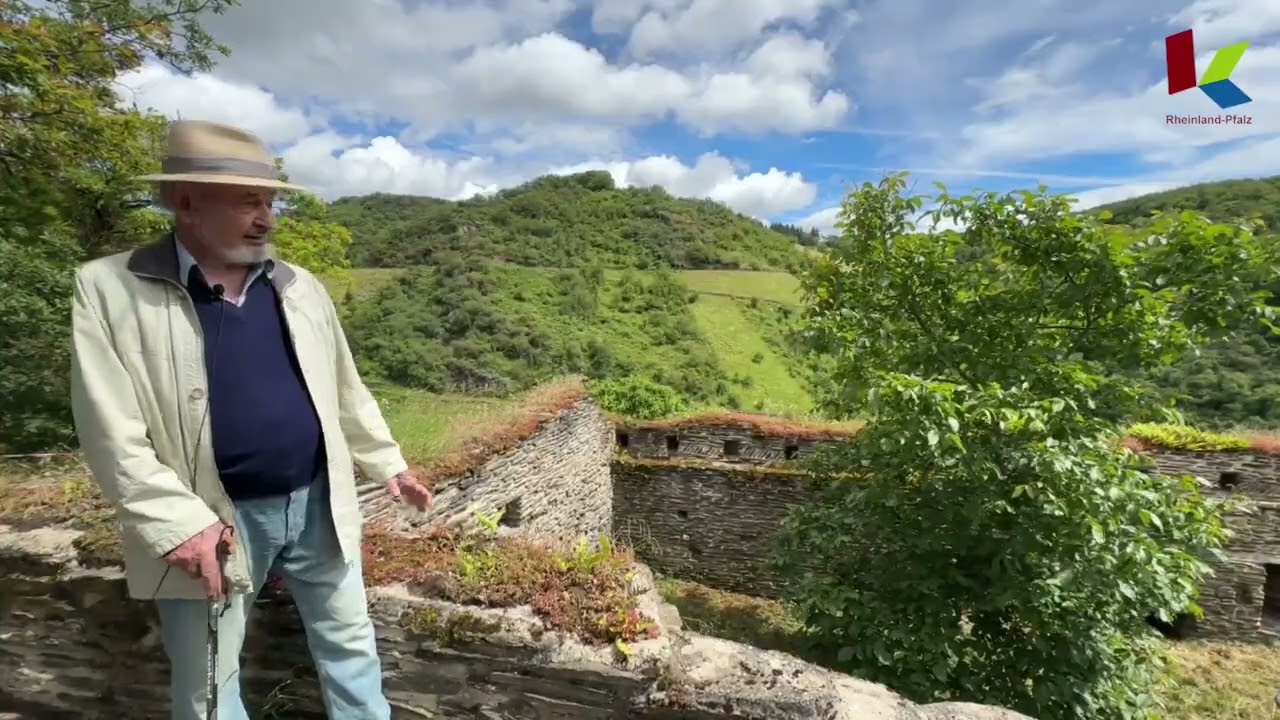 Dr. Günther Stanzl erzählt über den Palas der Burg Stahlberg bei Bacharach