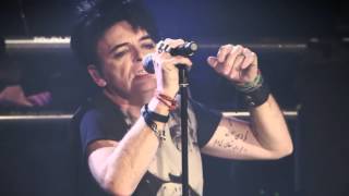 GARY NUMAN.  I AM DUST.   ( LIVE  CHICAGO.)