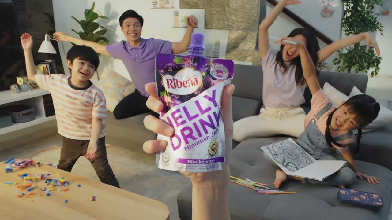 Shake Up The Boring with Ribena Jelly Drink Home Scene 6s