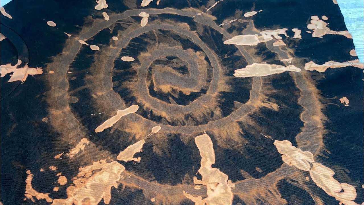 Дизайнерская футболка в стиле Tie-Dye . Рисуем хлоркой)))