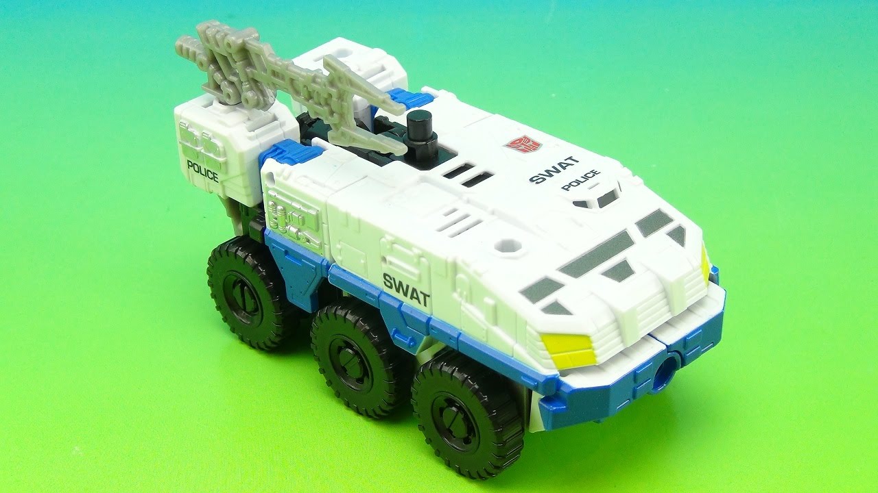 Protectobots Rook TRANSFORMERS PROTECTOBOTS ROOK VIDEO TOY REVIEW - YouTube