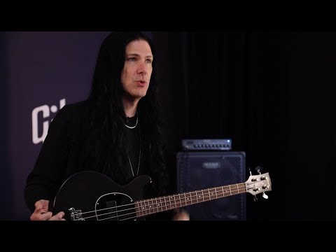 todd-kerns-of-slash-&-the-conspirators-demos-the-gibson-les-paul-junior-tribute-dc-bass