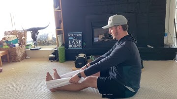 Isometric seated towel row