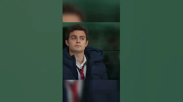 هي بحالها مغرورة 