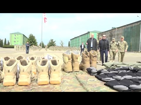 ახალი სამხედრო ფორმის პრეზენტაცია