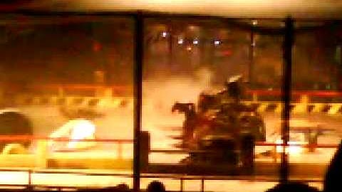 Robot Wars presented by Roaming robots 2 Barnsley 09