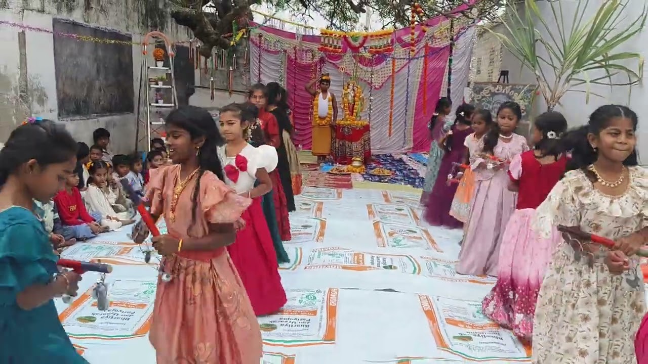 Sankranthi sambaraalu Saraswathi vidya nikethan ipur 