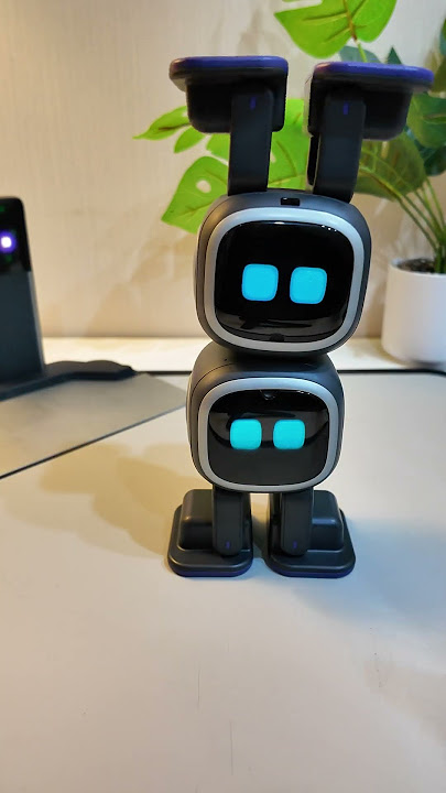 my gosh emo #robot #emopetrobot