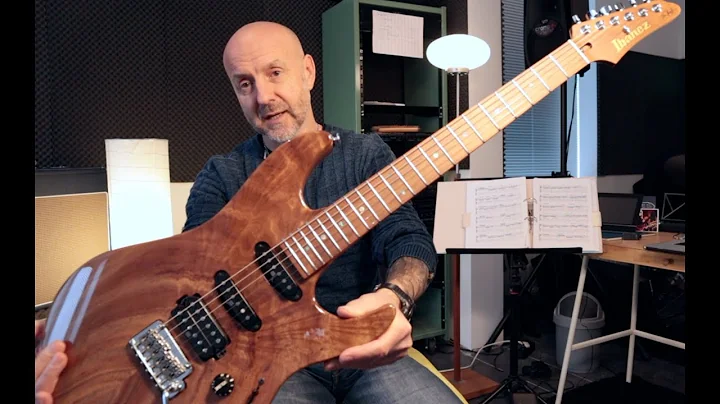 Superstrats shootout: Ibanez AZ - Mensinger Lizard...