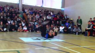 Bboy lil g 2011 vs Bboy goah suiza