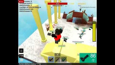 R2D king cake. *ROBLOX*