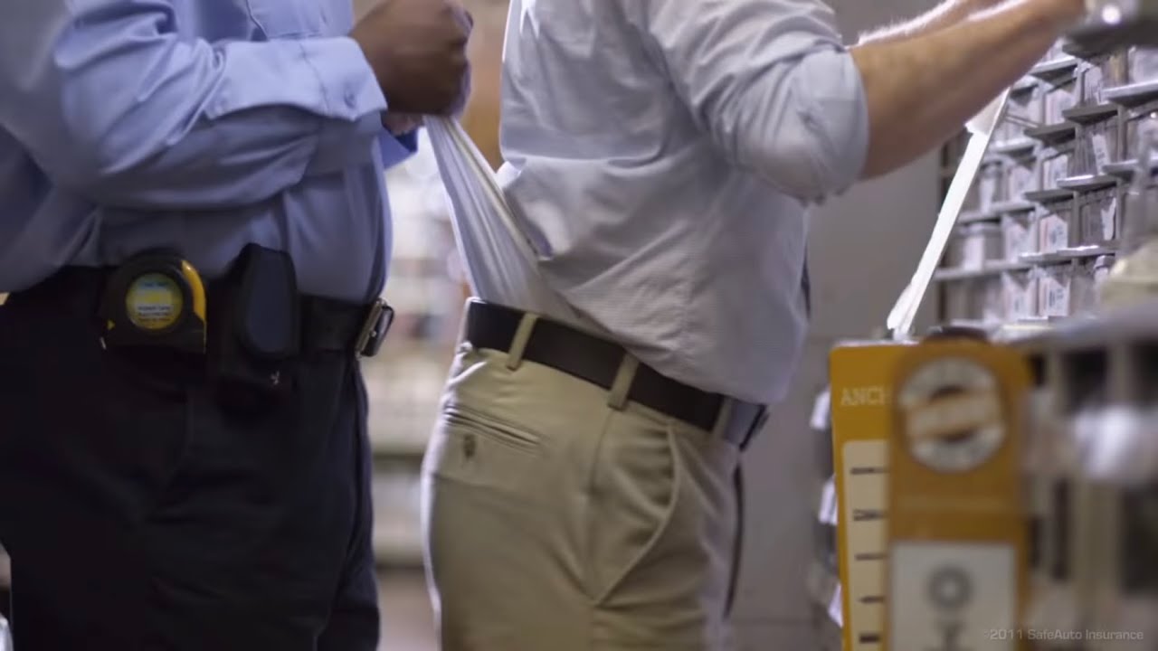 Wack 100 talks to guy that gave MAINO a wedgie boxing bar