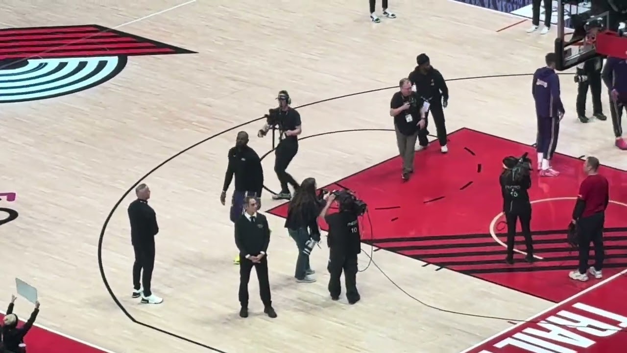 Lakers intros vs Blazers 1/17/26