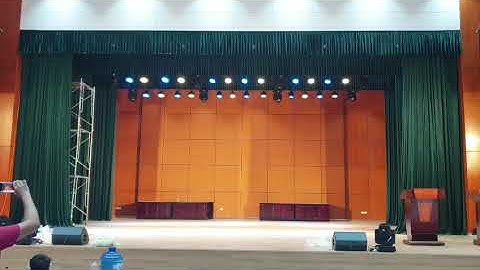 Bất ngờ với bộ Rèm sân khấu, phông hội trường Tự động siêu to khổng lồ tại Rèm Phố Xinh