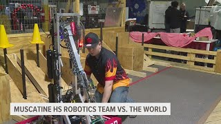 Muscatine High School robotics team to compete in world championships