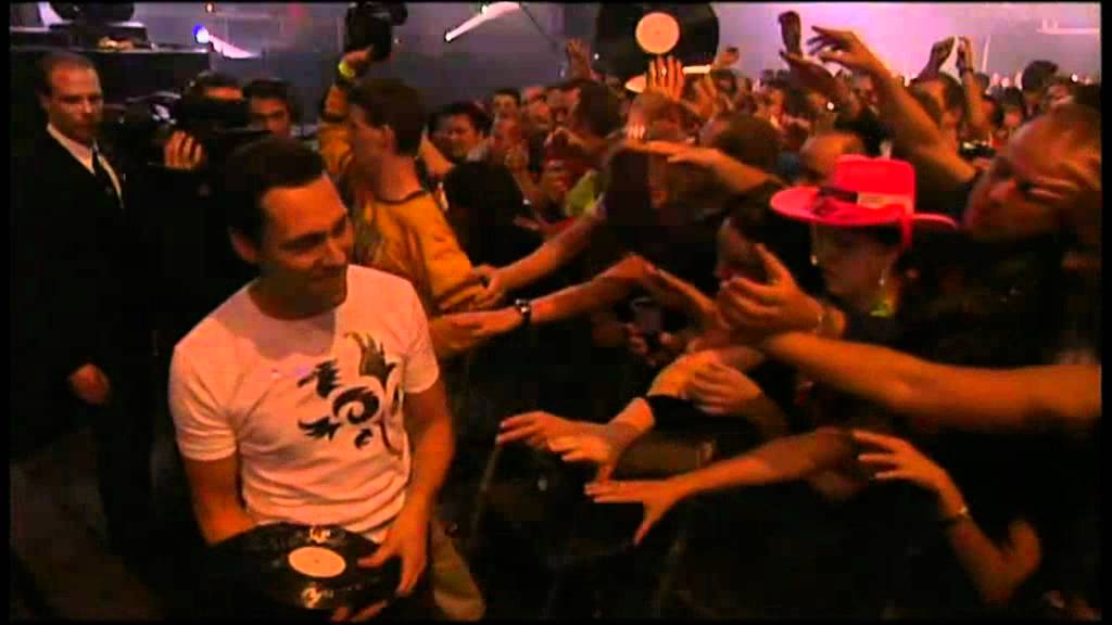 Delerium ft. Sarah McLachlan - Silence (DJ Tiesto In Search Of Sunrise Remix) Delerium ft. Sarah McLachlan - Silence (DJ Tiesto In Search Of Sunrise Remix)