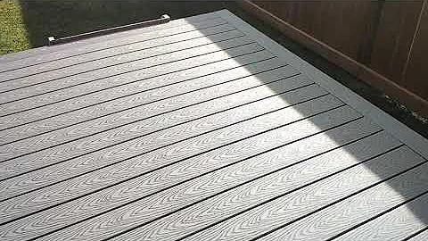 Trex decking (pebble grey)