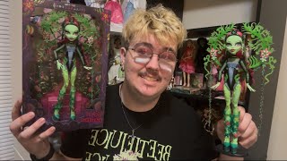 Monster High Fang Club Venus Review and Unboxing