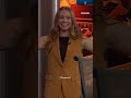 Hannah 🤝 mustard suit