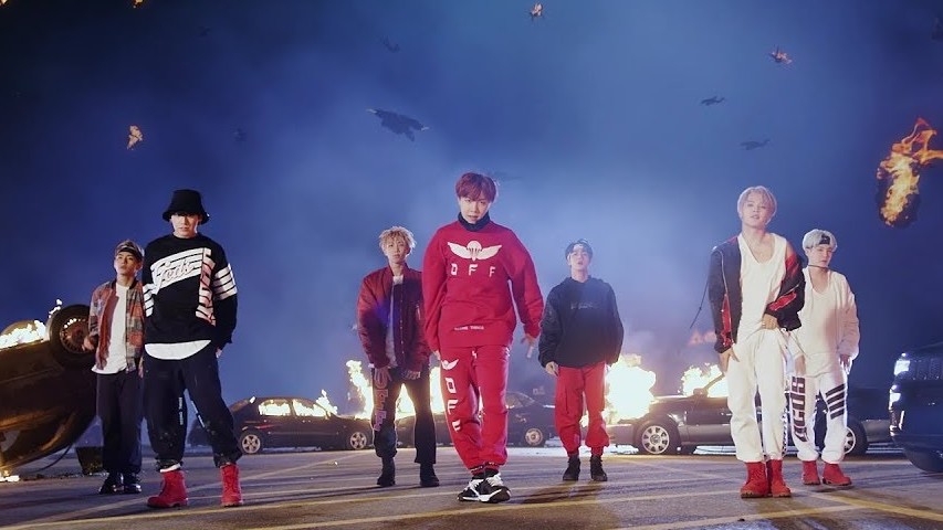 Бтс mic drop. Clip drop. Тэхен майк дроп. Clip drop приложение. Приложение для техники.