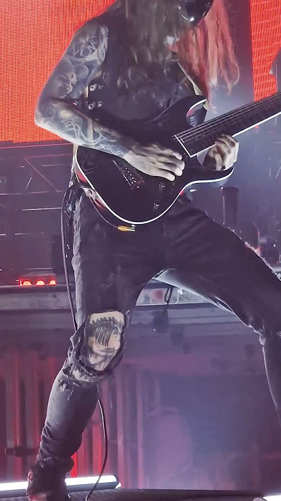 INSANE melodic metal shred SOLO 🎸🤯