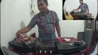 REGGAE JUNKIE : Live DJ set UNDER EXPRESSURE REVOLT SOUND SESSION