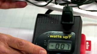 How to measure how much electricity holiday lights use