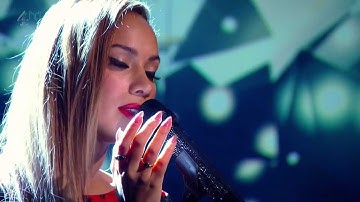 Leona Lewis - Fingerprint @ Stand Up to Cancer [HD]