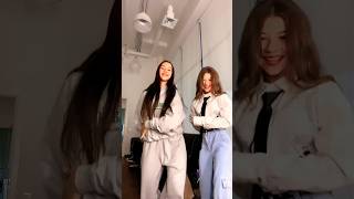 #Миланахаметова #Лп #Танцы #Умка #Друзья #Милананекрасова #Likee #Tiktok #Dance #Tiktokvideo