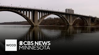 Lock and dam at Saint Anthony Falls in Minneapolis opens