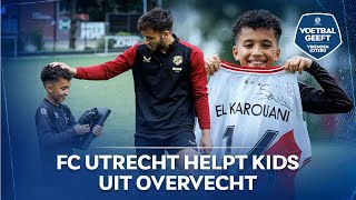 FC Utrecht INSPIREERT kinderen in de wijk Overvecht  ❤️🤍 | VOETBAL GEEFT