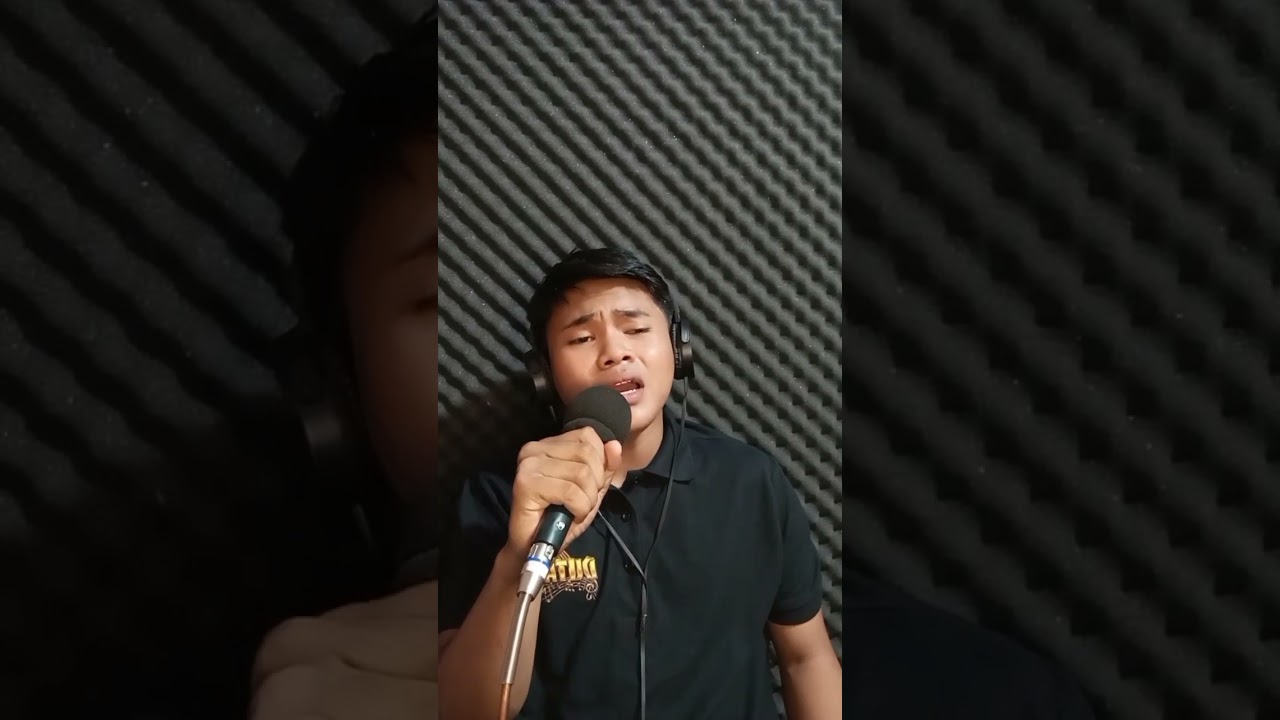 Sejuta Luka ARI ADRIANSYAH (COVER)Versi Andri Khan 