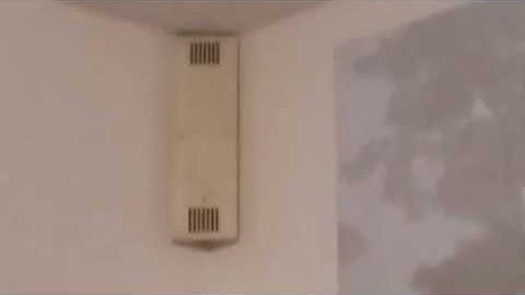 Ultrasonic motion detector