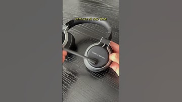 The Turtle Beach Stealth Pro gaming headset has dual batteries, noise cancelling & more #PS5 #Shorts