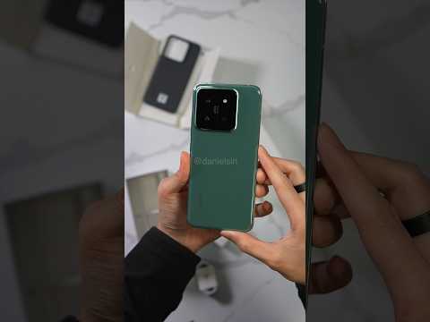 Xiaomi 14 in Jade Green Unboxing!