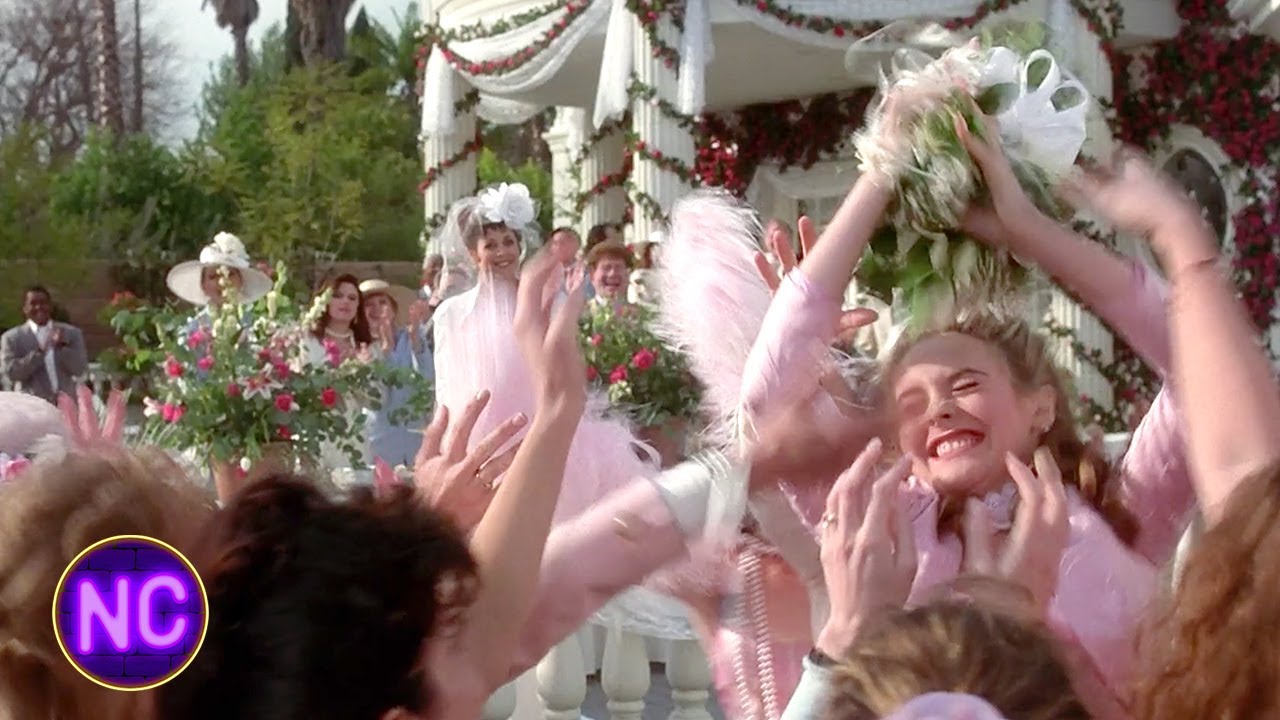 ⁣Catching the Bouquet | Clueless