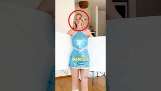 👀 👗 the insane MOMENT this fan realized she was matching sabrina