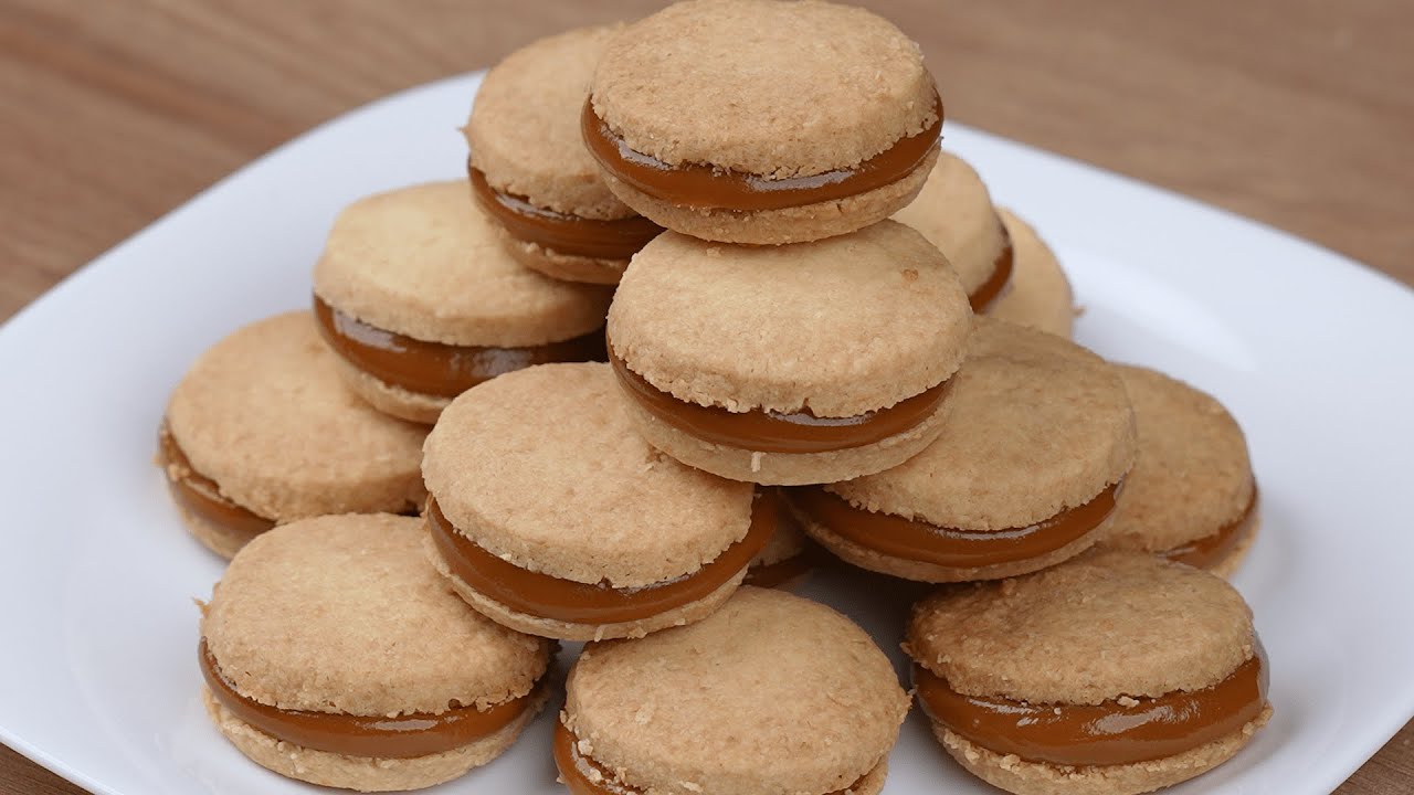 ¡Haz tu Alfajor así! Es práctico y queda muy relleno.