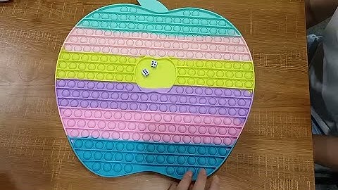 Apple Chess Broad Pop it - Push Bubble Popper Game