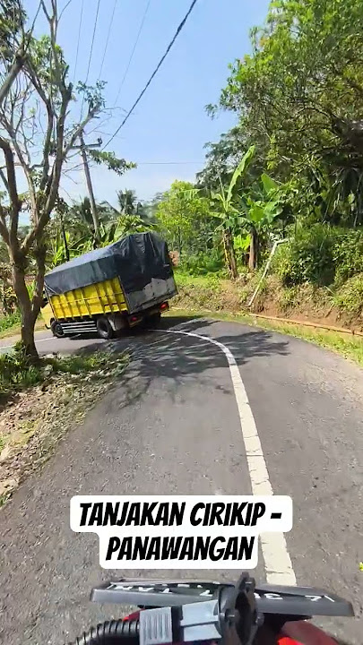 Tanjakan Cirikip - Panawangan.  #pjmcell #tanjakan #panawangan #ciamis #truck #canter #cantermania