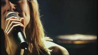 Video thumbnail of "Geike Arnaert - Hooverphonic - Cry"