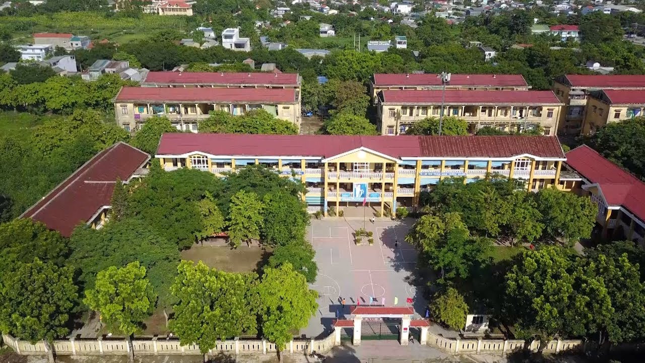 TRUONG TIEU HOC PHU HAU DU THI DOT 2