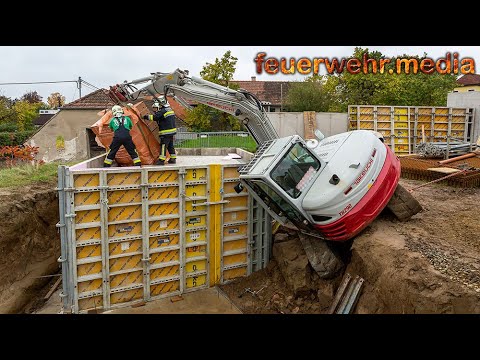 Buying a new Mini Excavator / Maintaining Forest Roads - Takeuchi TB217R