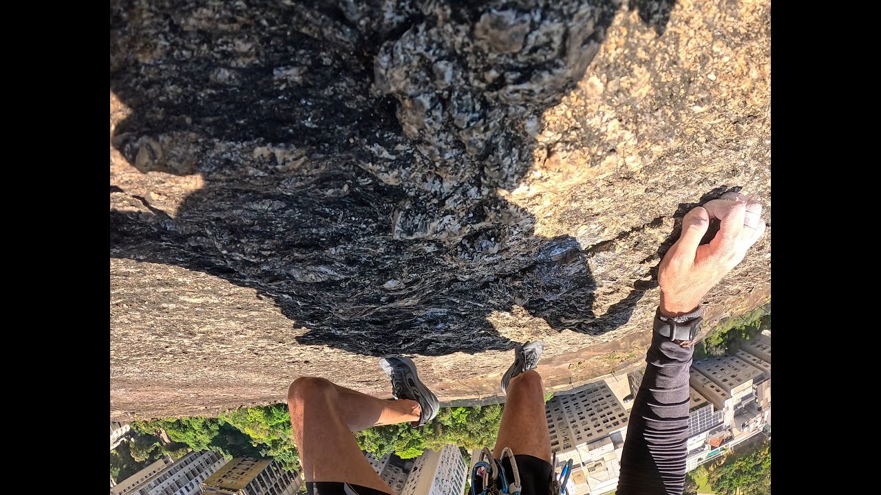 Climbing Cantagalo - via Paixão de Cris (III br/3 fr)