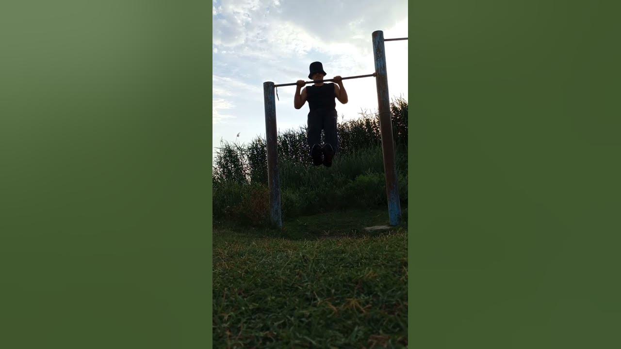 Идеальный турник Кирилл белый