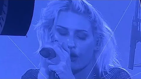 Linkin Park - Waiting For The End (With Emily Armstrong) at Paris La Défense Arena, Nanterre, France