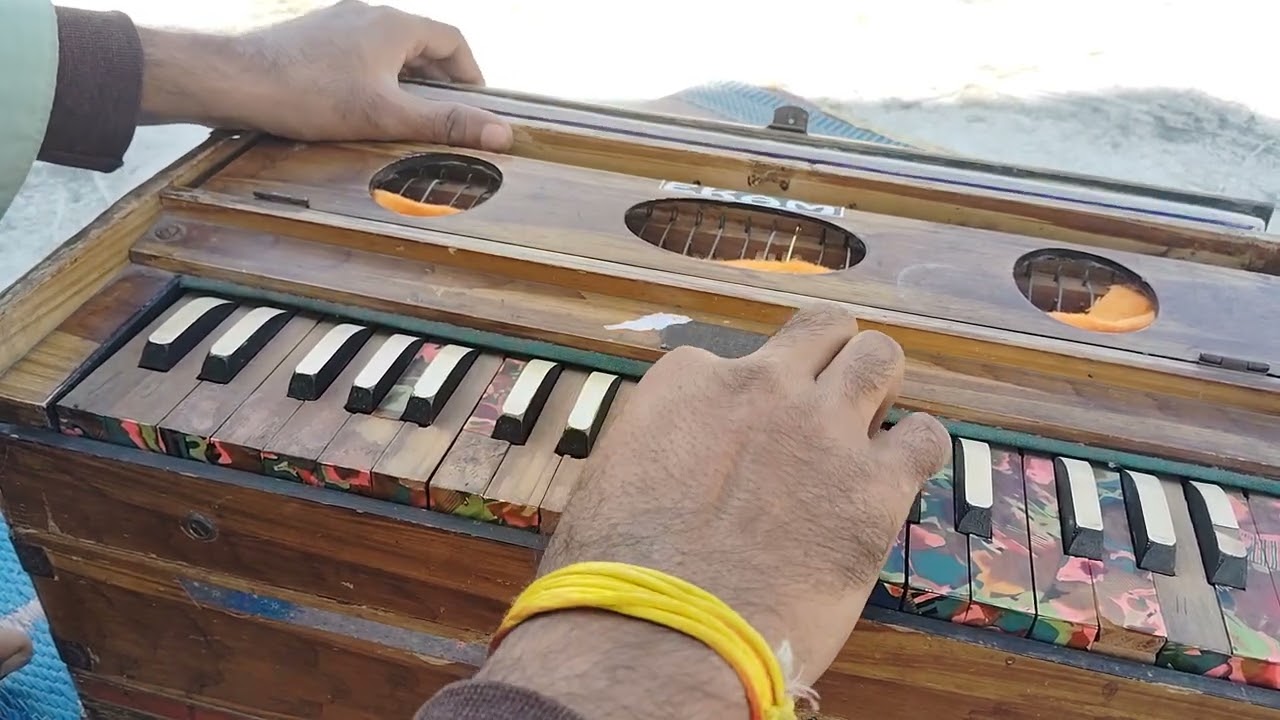[ SOLD OUT ] 6500 इतना दुर्लभ और शानदार हारमोनियम किसने बनाया होगा, क्या यह संभव है ? German Paris