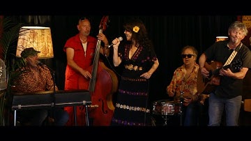 Tip Jar | Love & understanding (official videoclip)