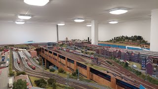 H0 riesige, moderne und private Multideck Märklin Modelleisenbahn + XXL Fahrvideo von @Suedbahnler